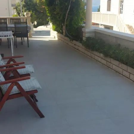 Apartment Nela *